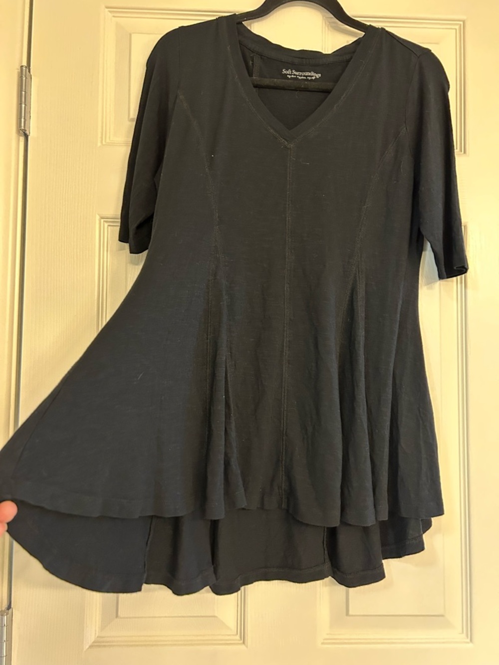 Soft Surroundings Black V-Neck Layered Swing Tunic (Bin A)